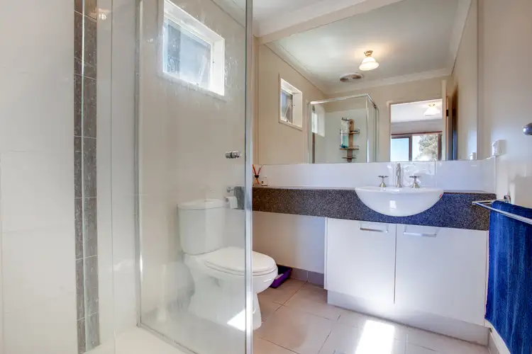 Sixth view of Homely house listing, 4 Chafia Place, Lavington NSW 2641