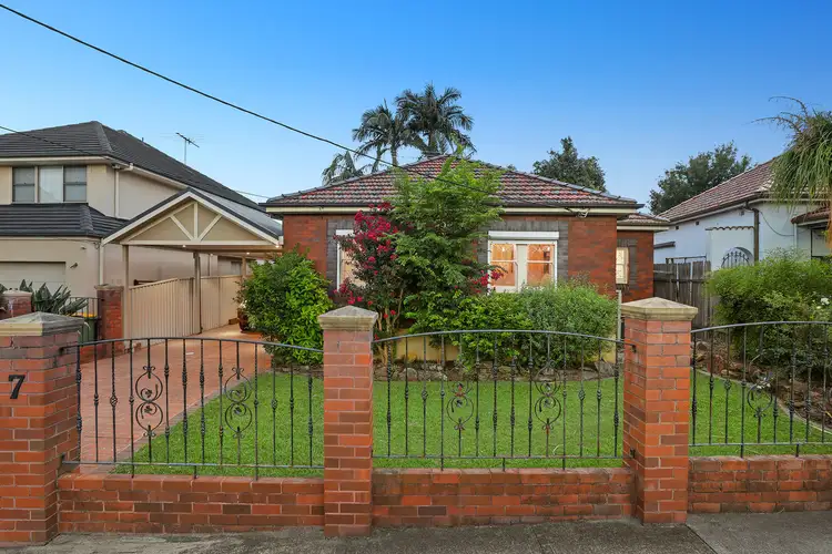 7 Rickard Street, Concord NSW 2137