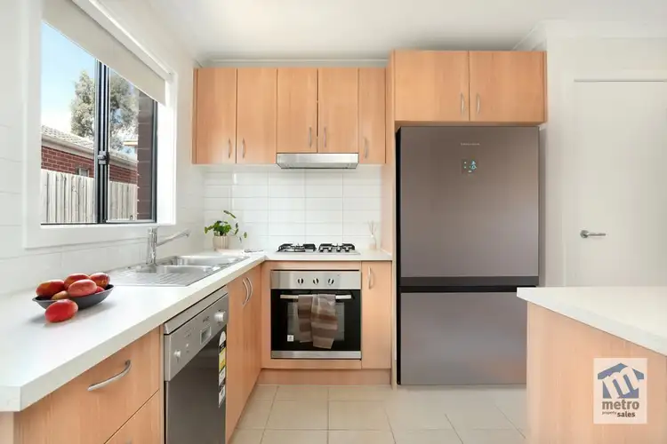 Second view of Homely house listing, 21 Maiden Drive, Sunbury VIC 3429