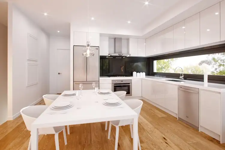 Fourth view of Homely townhouse listing, 5/200 Manningham Road, Bulleen VIC 3105