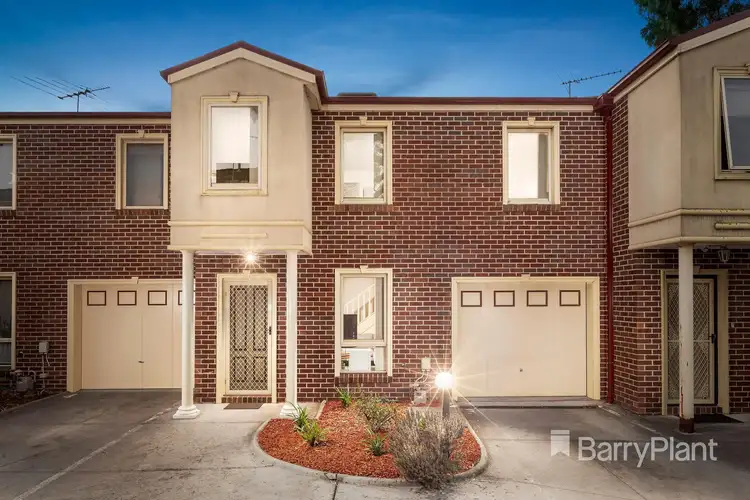 3/4 Rivergum Drive, Mill Park VIC 3082