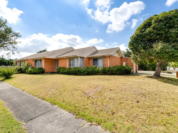 29 Collins Crescent, Berwick VIC 3806