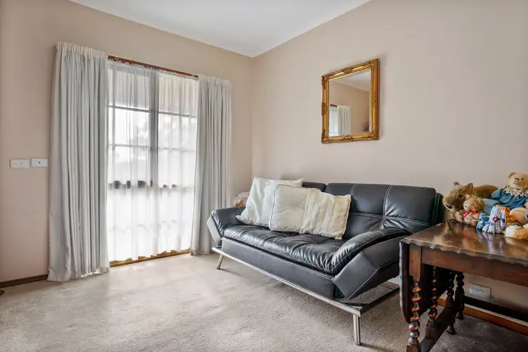 Sixth view of Homely house listing, 5 Amstel Close, Darley VIC 3340