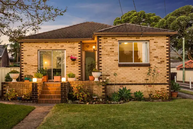 7 Rogers Street, Roselands NSW 2196