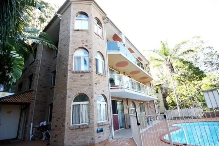 1/37 Pindari Avenue