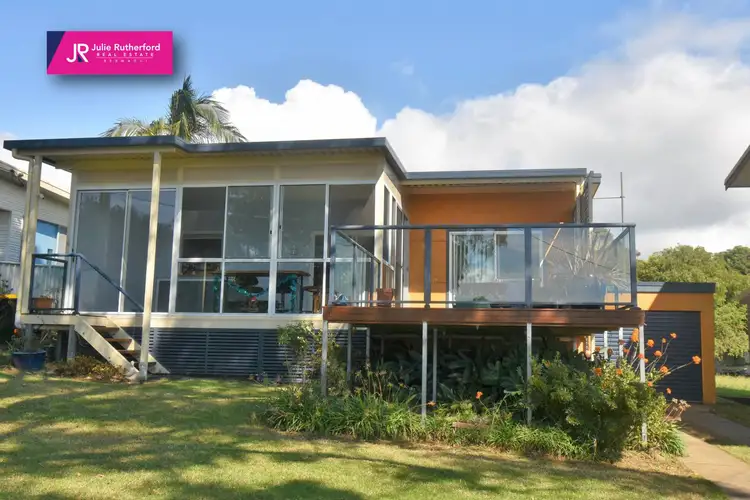 24 Lakeview Drive, Wallaga Lake NSW 2546