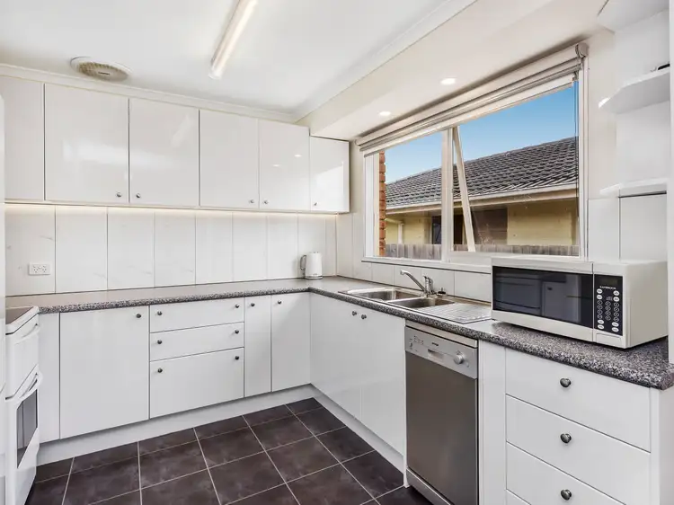 Fourth view of Homely unit listing, 1/8 Cathie Court, Narre Warren VIC 3805