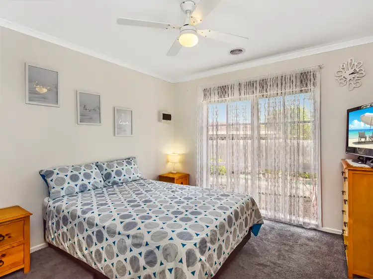 Sixth view of Homely unit listing, 1/8 Cathie Court, Narre Warren VIC 3805