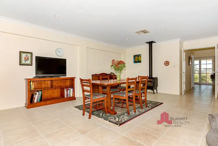 Sixth view of Homely house listing, 4 Amy Cove, Australind WA 6233
