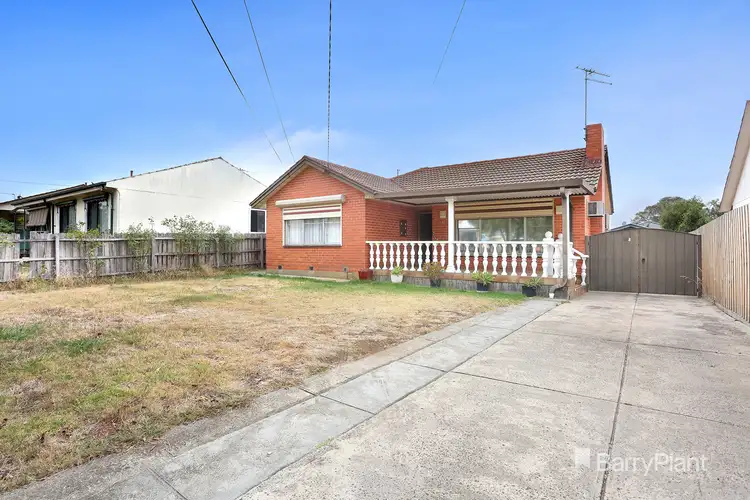 Second view of Homely house listing, 10 Kiewa Crescent, Dallas VIC 3047