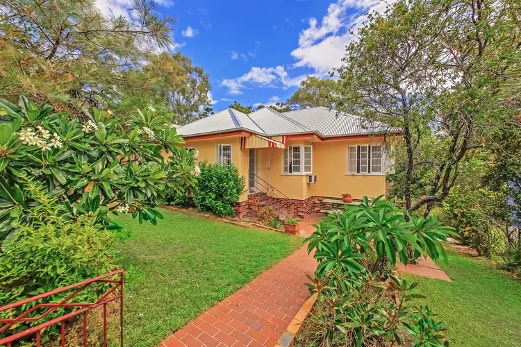 43 Meridian Street, Coorparoo QLD 4151