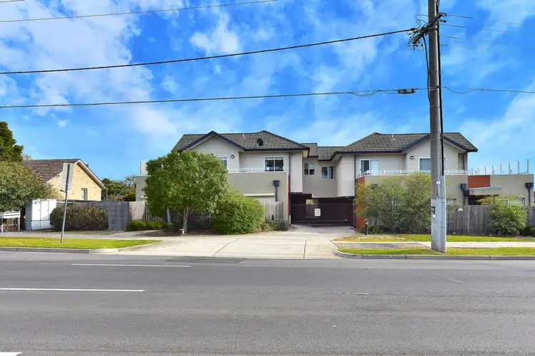 Main view of Homely unit listing, 2/827 Plenty Road, Reservoir VIC 3073