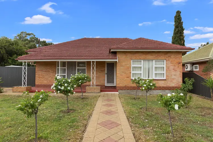 2 Moore Crescent, Campbelltown SA 5074