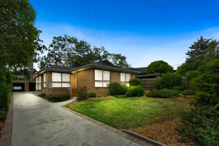 15 Ronald Crescent, Boronia VIC 3155