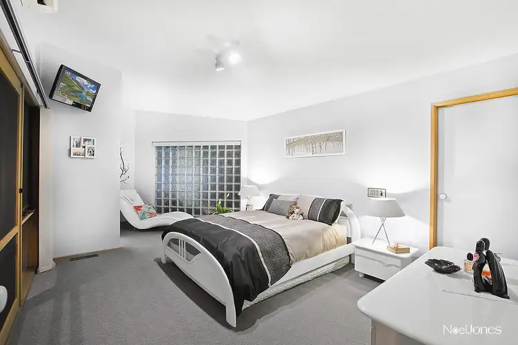 Fourth view of Homely house listing, 2 Billabong Close, Croydon Hills VIC 3136