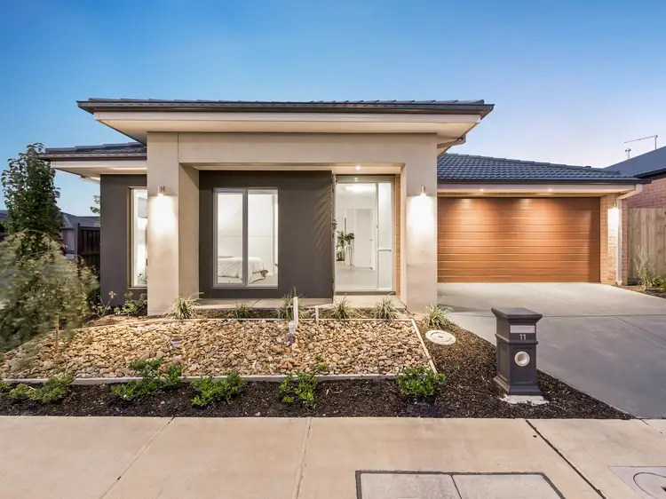 11 Bellman Avenue, Clyde VIC 3978