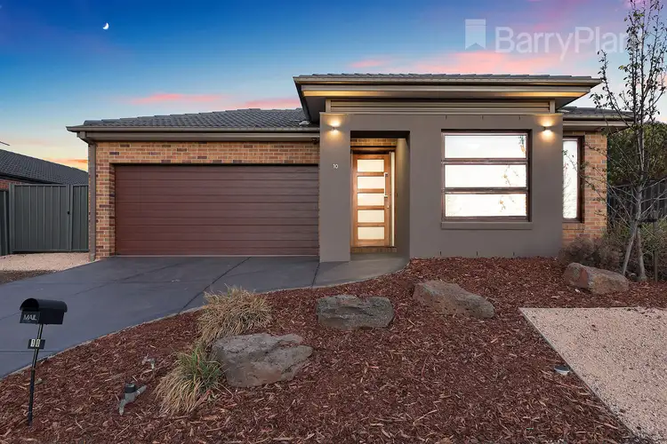 10 Central Park Boulevard, Deer Park VIC 3023