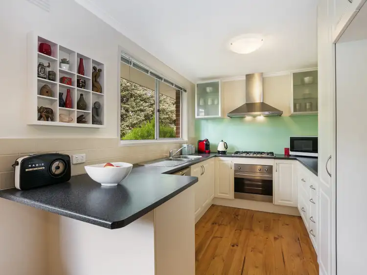 Fifth view of Homely house listing, 3 Eula Court, Frankston VIC 3199