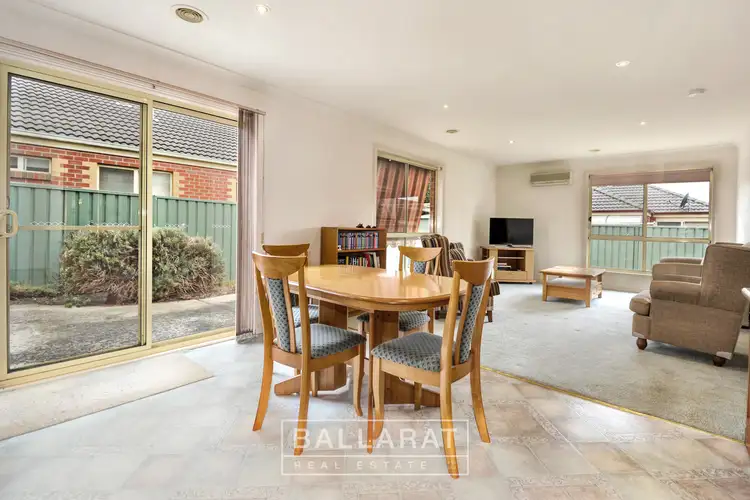 Sixth view of Homely house listing, 8 Elstead Way, Lake Gardens VIC 3355