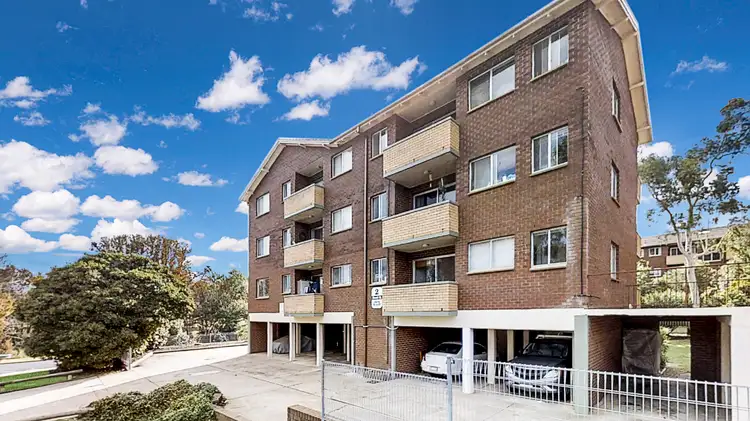 11/2-4 Mowatt Street, Queanbeyan NSW 2620