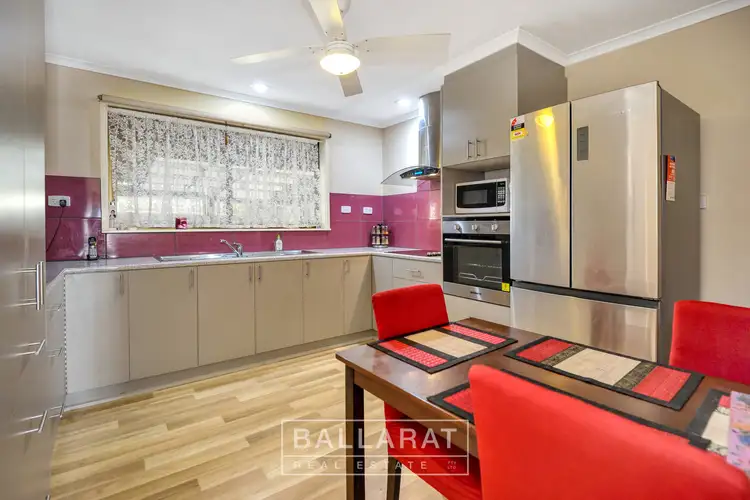Third view of Homely unit listing, 2/294 Gladstone Street, Maryborough VIC 3465