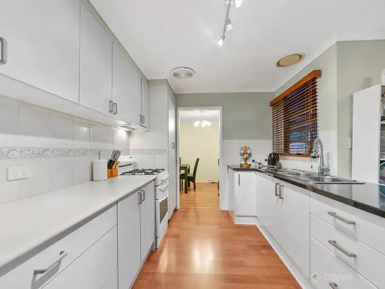 Fifth view of Homely house listing, 17 Clairmont Avenue, Cranbourne VIC 3977
