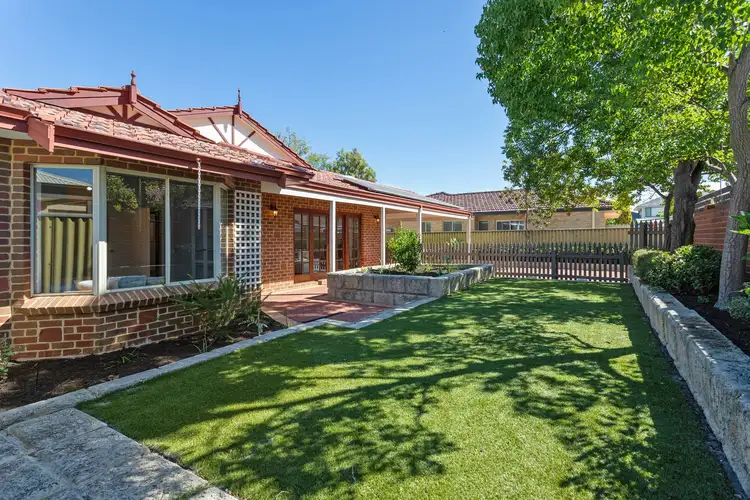 35A Henning Crescent, Manning WA 6152