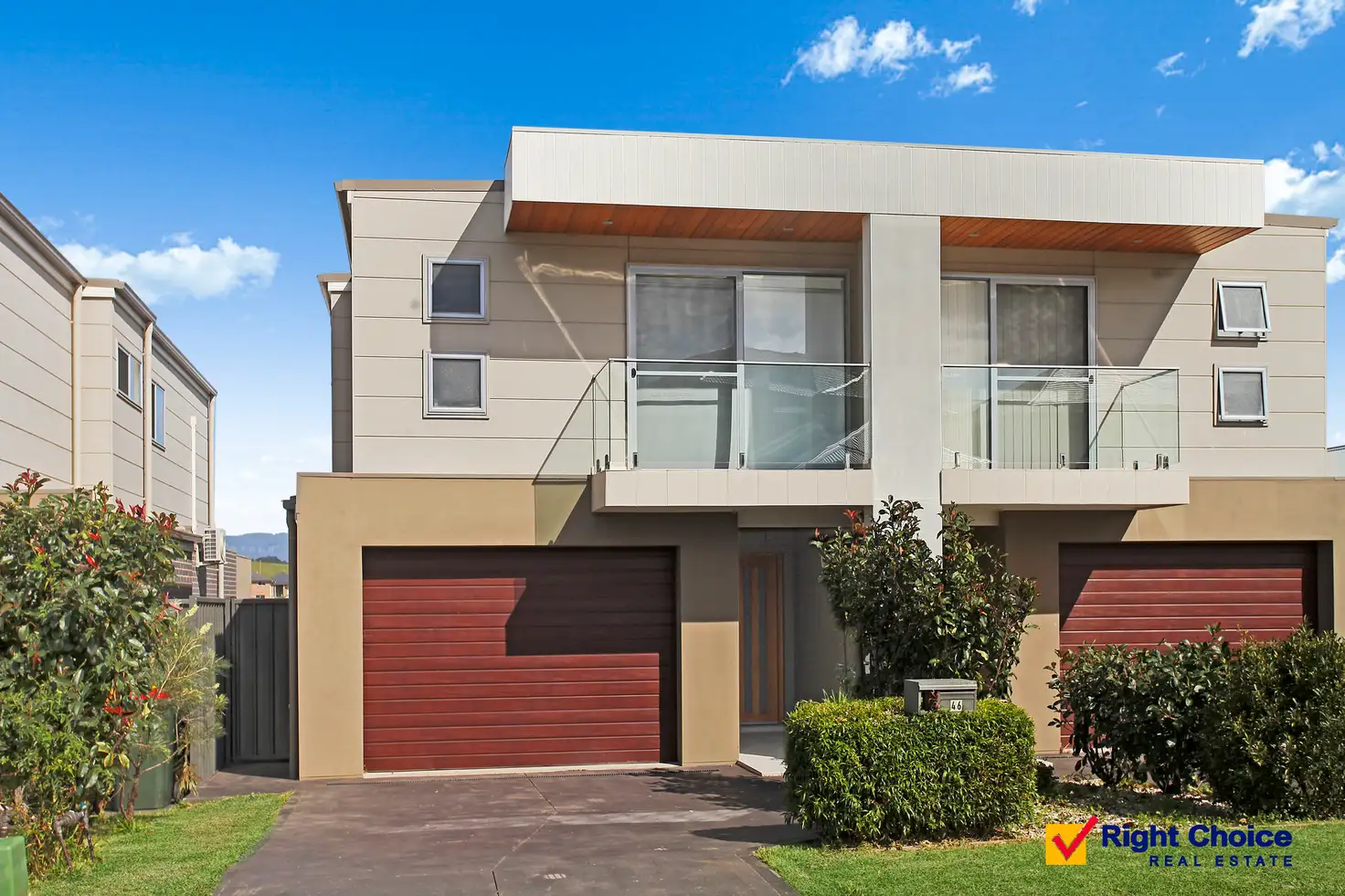 Main view of Homely townhouse listing, 46 Elizabeth Circuit, Flinders NSW 2529