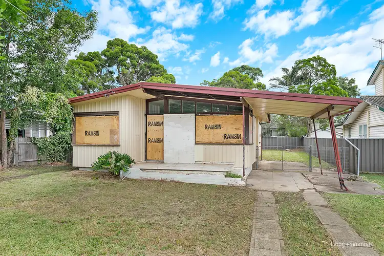 14 Manila Road, Lethbridge Park NSW 2770