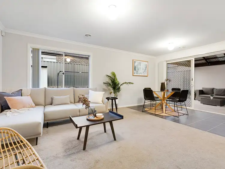 Fifth view of Homely unit listing, 39 Southampton Drive, Langwarrin VIC 3910