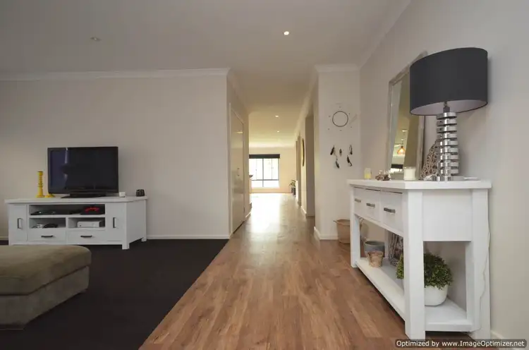Fifth view of Homely house listing, 12 Windsor Court, Eastwood VIC 3875