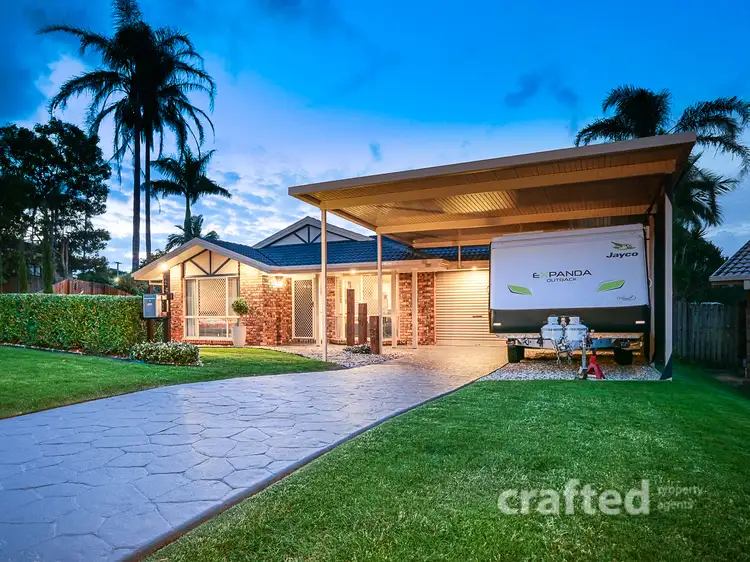 124 Bottlebrush Drive, Regents Park QLD 4118