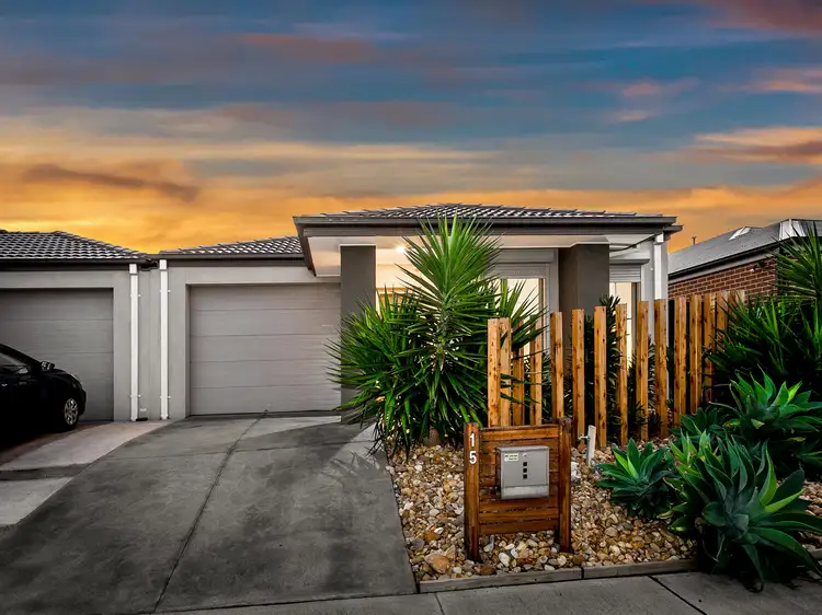 15 Timble Way, Clyde North VIC 3978