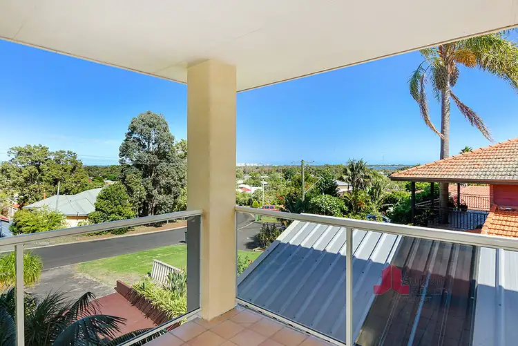 18 Belvedere Crescent, Eaton WA 6232