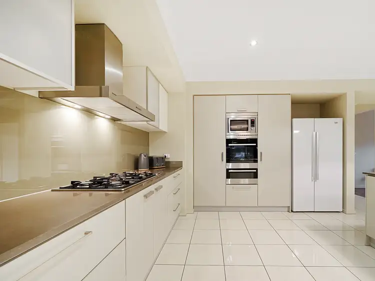 Sixth view of Homely house listing, 1 Rose Garden Court, Narre Warren North VIC 3804