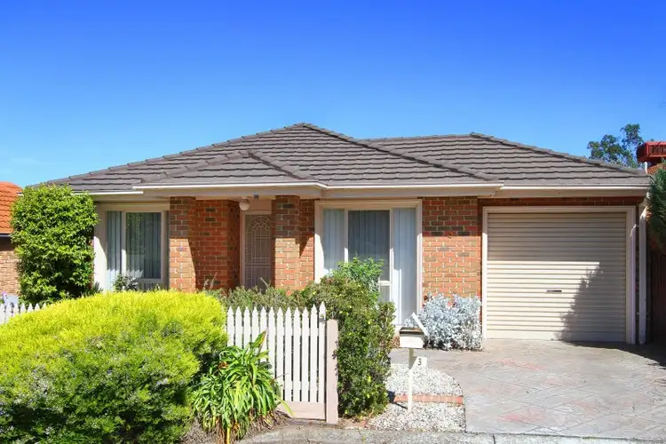 3 Silvertop Court, Mill Park VIC 3082