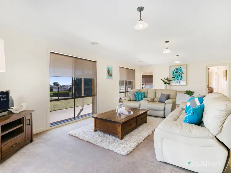Fifth view of Homely house listing, 3 Joan Court, Skye VIC 3977