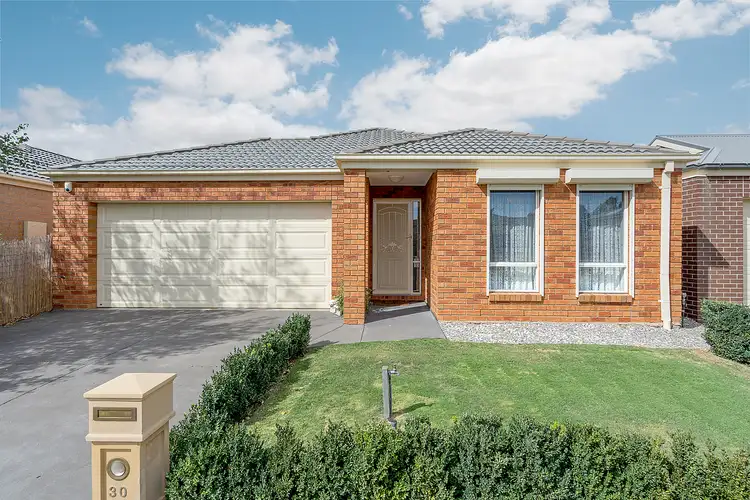 30 Mareeba Way, Craigieburn VIC 3064