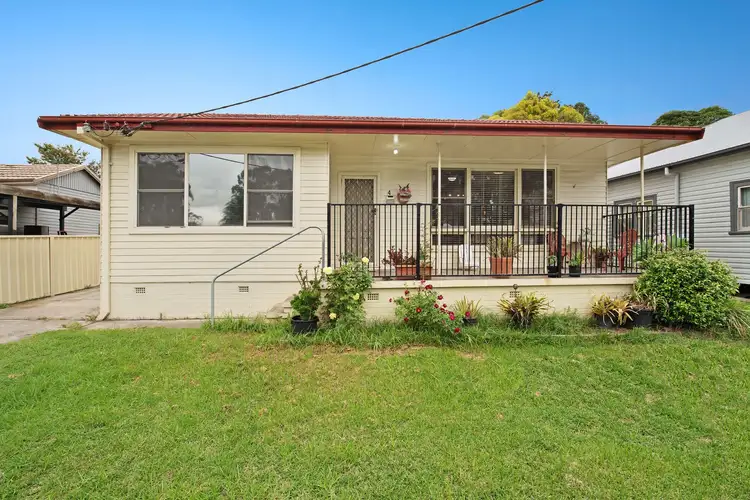 4 Byron Street, Beresfield NSW 2322