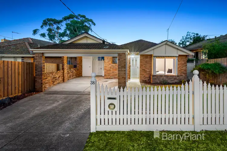 38 Leach Street, Briar Hill VIC 3088