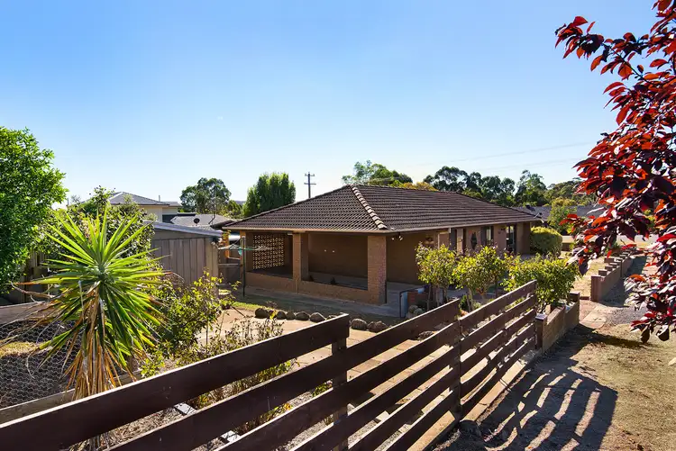 37 Lawrence Street, Castlemaine VIC 3450