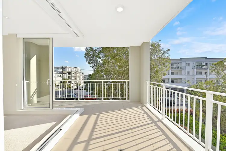 212/18 Woodlands Avenue