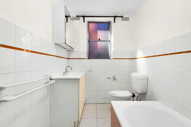 Fifth view of Homely apartment listing, 2/77 Queenscliff Road, Queenscliff NSW 2096