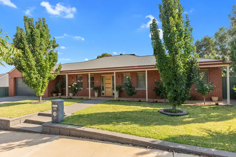 44 Janelle Drive, Maiden Gully VIC 3551