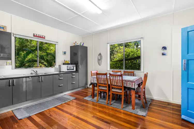 8 Bride Street, Wynnum QLD 4178