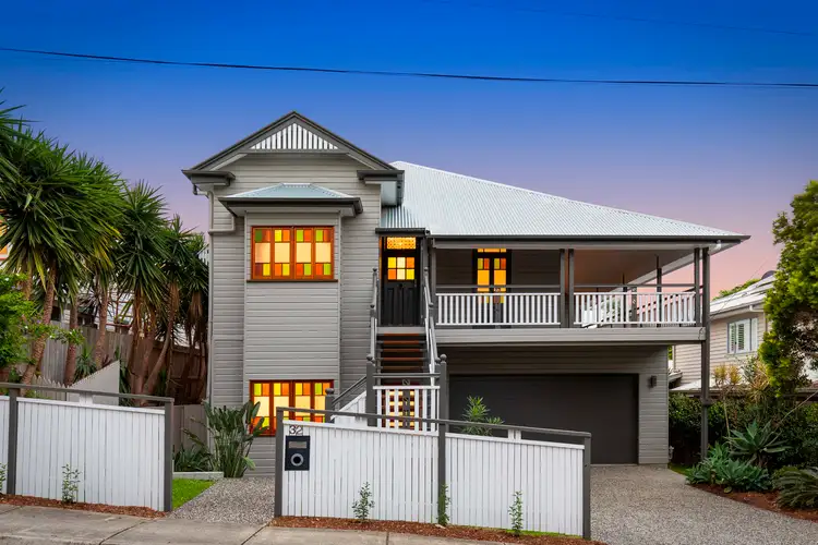 32 Lockhart Street, Woolloongabba QLD 4102