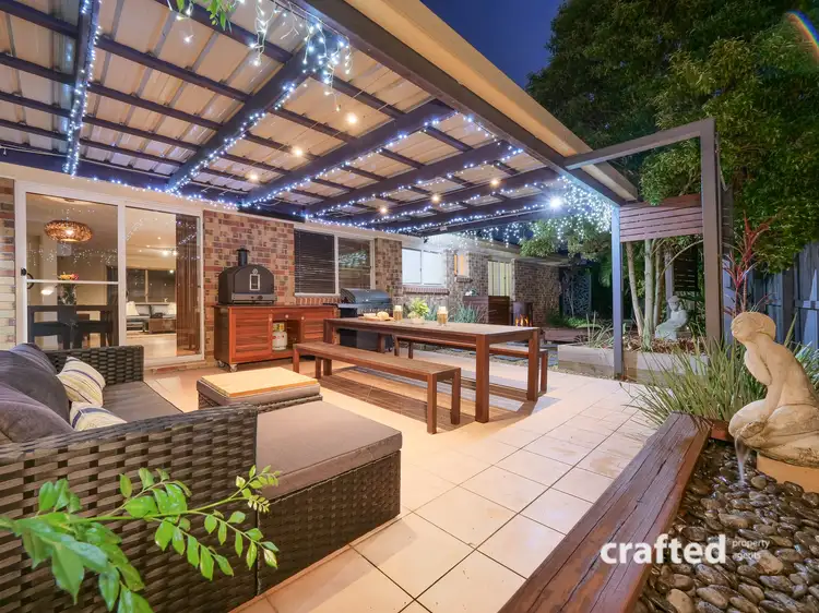 7 Vista Court, Regents Park QLD 4118