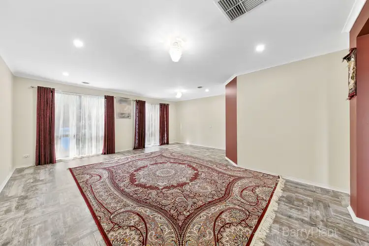 28 Harrington Drive, Narre Warren South VIC 3805