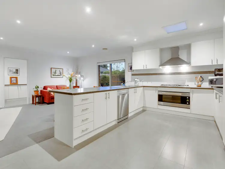 Sixth view of Homely unit listing, 2/150 Cranbourne-Frankston Road, Langwarrin VIC 3910