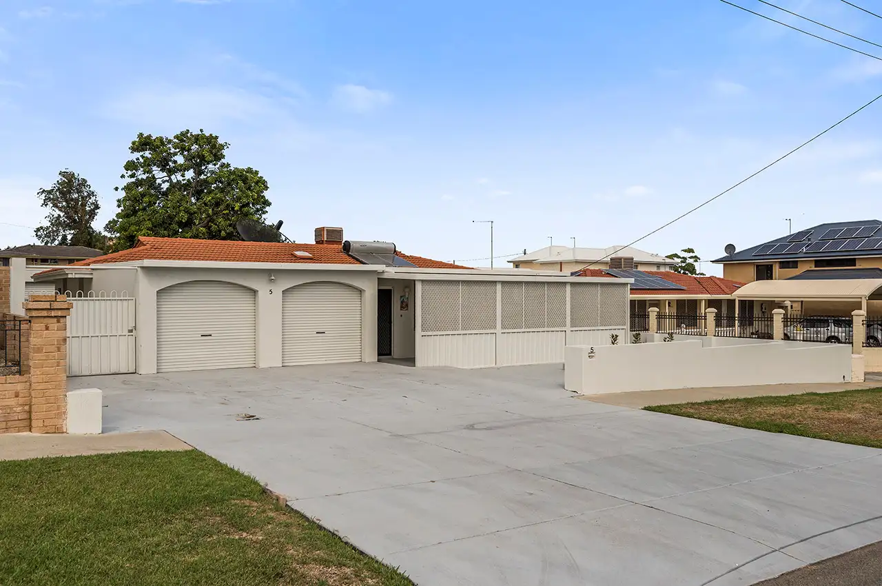 Main view of Homely house listing, 5 Michael Street, Beaconsfield WA 6162